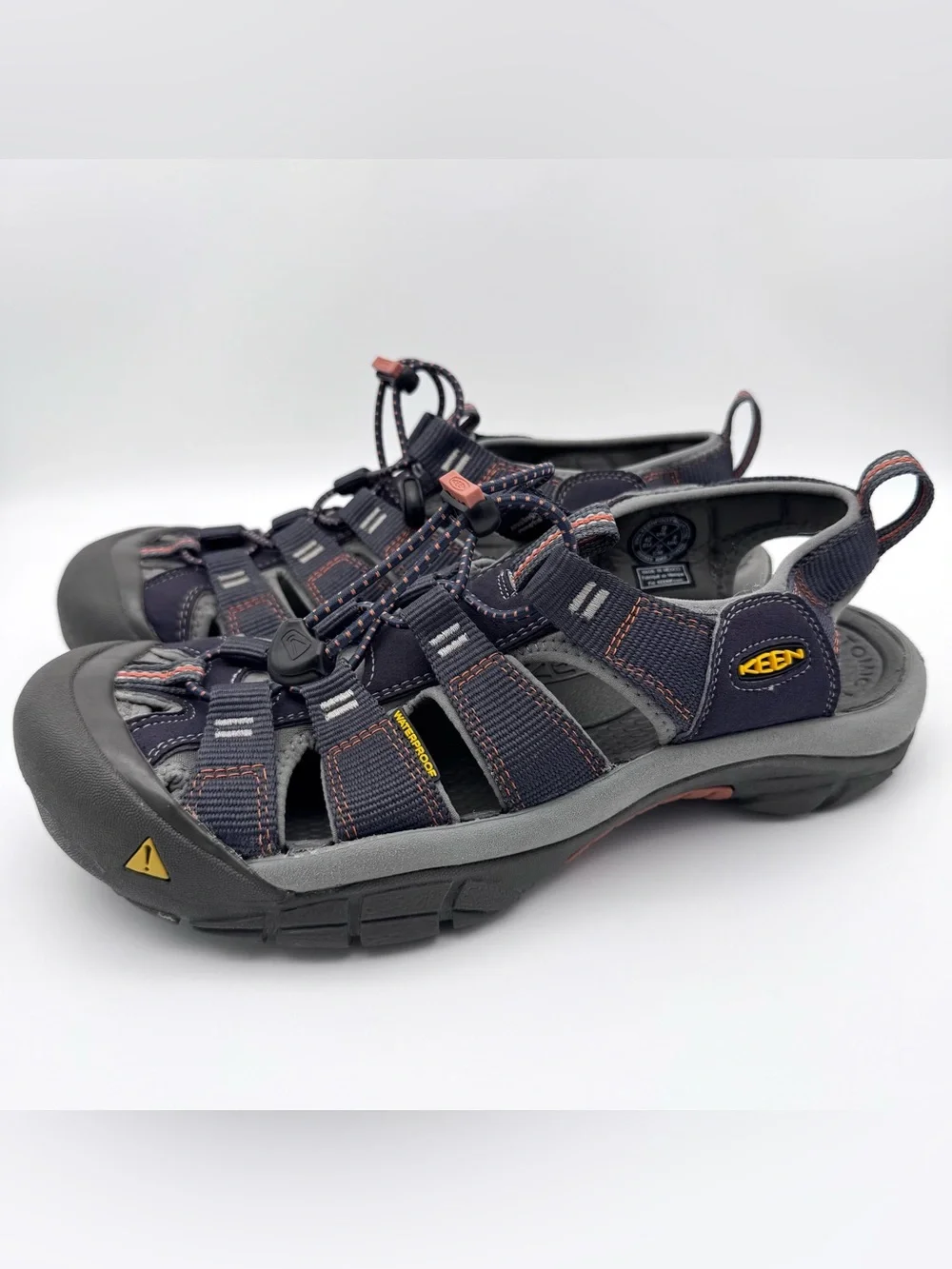 KEEN Newport H2 India Ink Rust Waterproof Hiking Sandals Men's Size 9